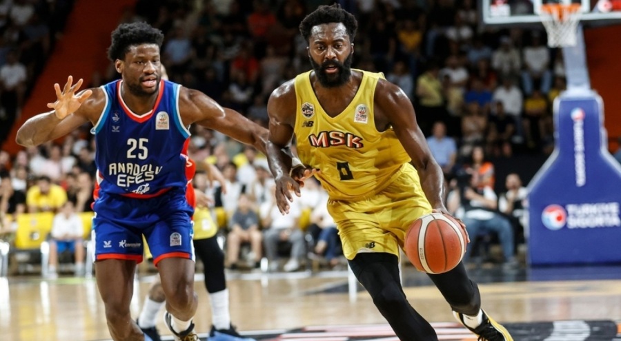 Anadolu Efes yarı finale yükseldi