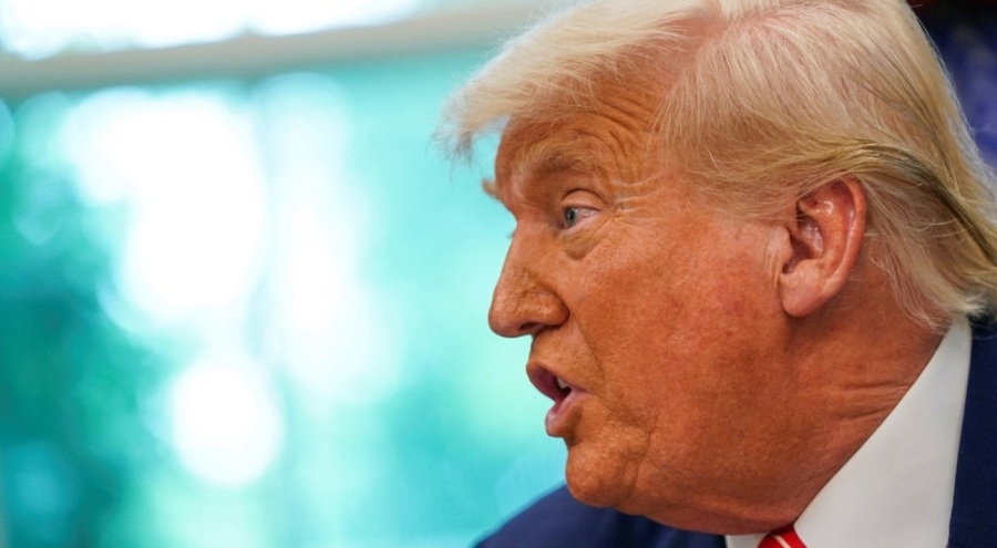 Trump paylaştı: Joe Biden öldü, yerine robot kopya geldi