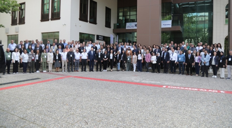 Bursa Teknik Üniversitesi'nde Öğrenci İşleri Zirvesi: 144 üniversite bir araya geldi