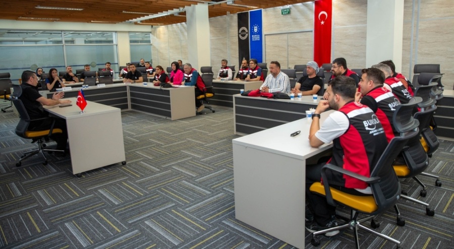 BUSKİ ve BURULAŞ arama kurtarma ekipleriyle AKOM'da bir araya geldi