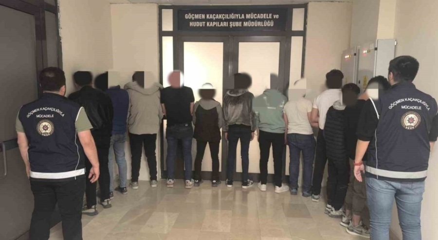 Afyonkarahisar'da düzensiz göçmen operasyonunda 9 kişi yakalandı