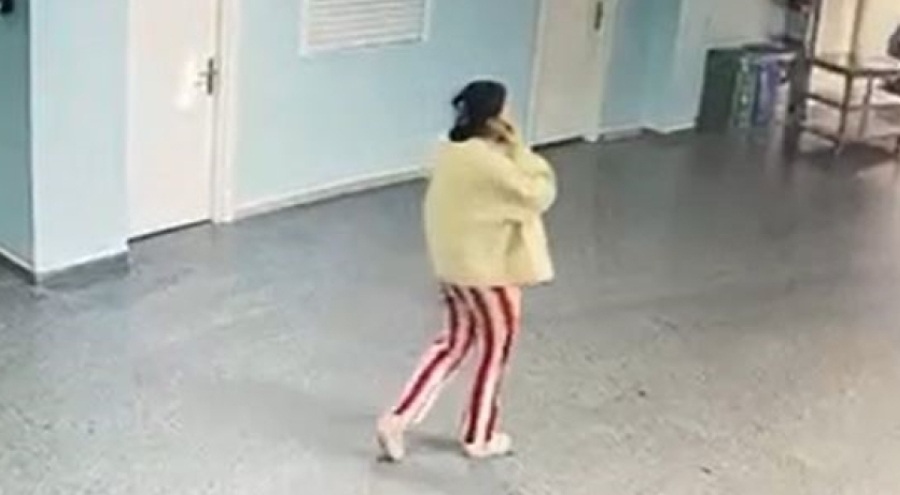 Mezarlıkta ölü bulunan bebeğin annesi ile hastaneden çıkış anları ortaya çıktı