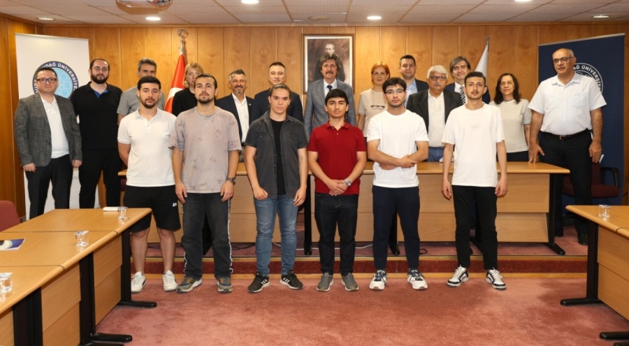Bursa Uludağ Üniversitesi TEKNOFEST hazırlıklarını sürdürüyor
