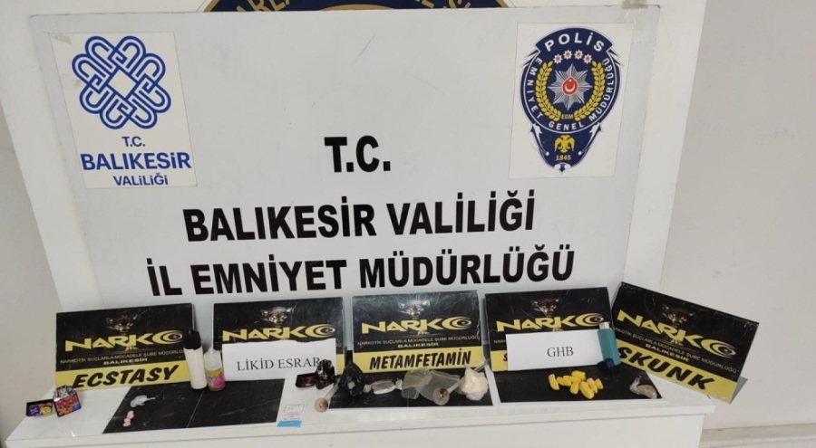 Balıkesir'de 90 gram esrar yakalandı