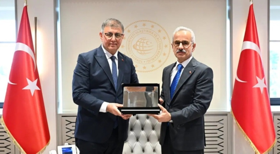Cemil Tugay'dan Bakan Uraloğlu'na ziyaret