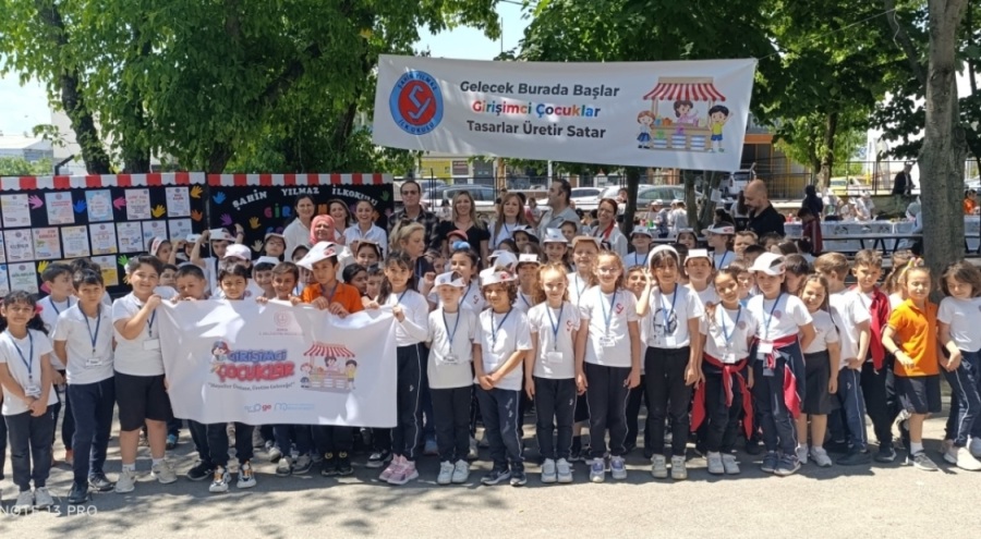 Bursa'da girişimci çocuklar hem üretti hem öğrendi