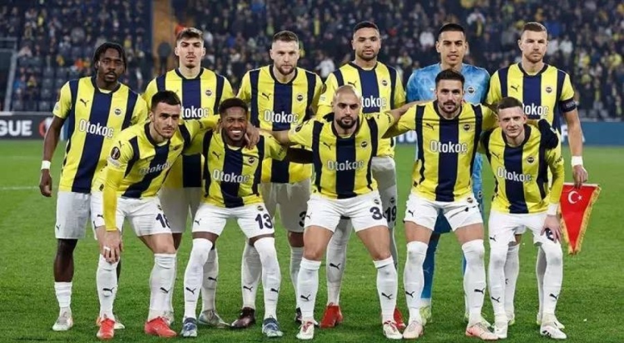 Fenerbahçe'de bir ayrılık daha!