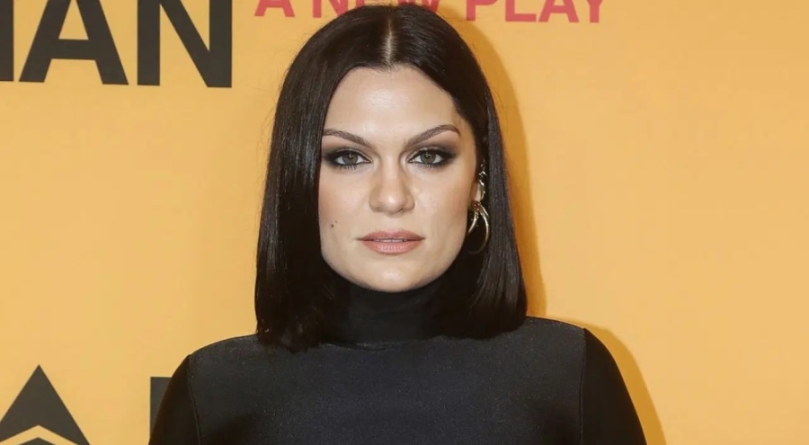 Ünlü şarkıcı Jessie J kansere yakalandı