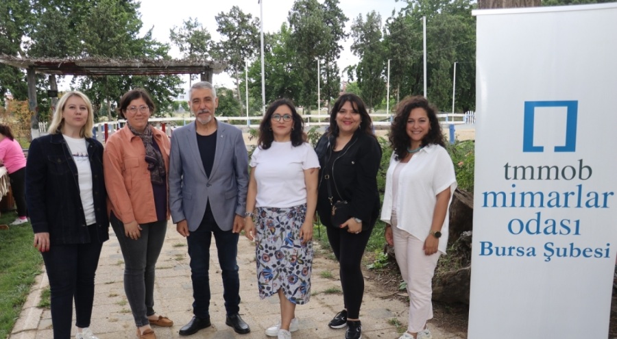 Mimarlar Odası Bursa Şubesi'nden yaza merhaba kahvaltısı