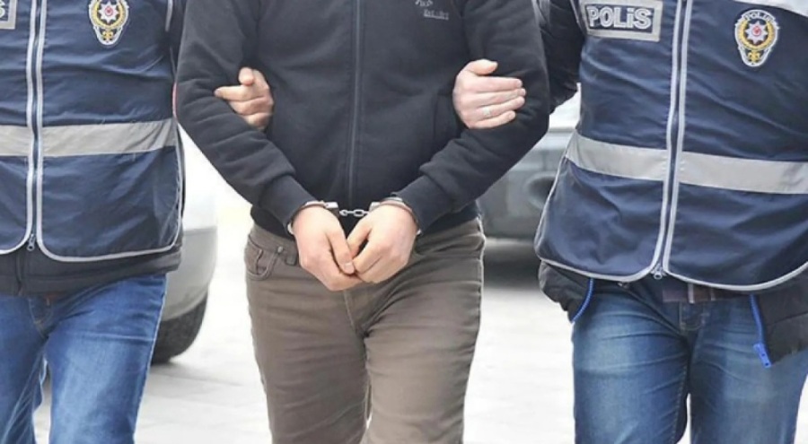 Komşularını silahla yaralayan kişi tutuklandı