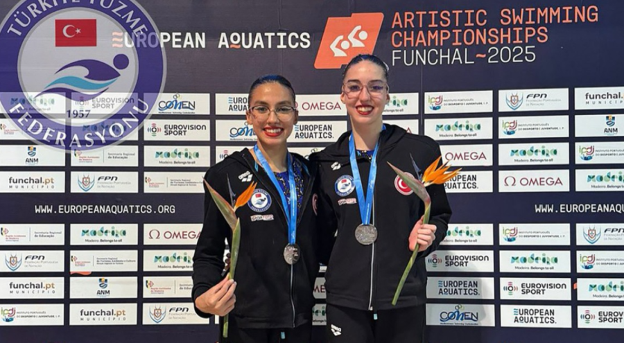 Milli yüzücüler Portekiz'deki kupada gümüş madalya kazandı