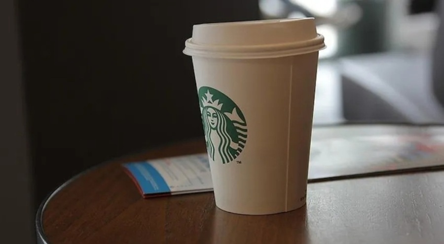 Starbucks'tan tüm içecek fiyatlarına yaz zammı