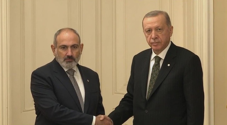 Ermenistan Başbakanı Paşinyan'dan Cumhurbaşkanı Erdoğan'a bayram telefonu
