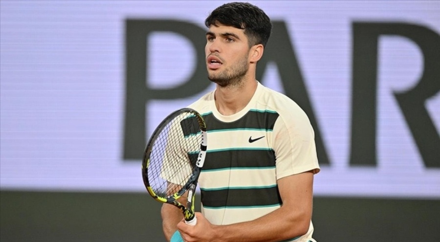 Fransa Açık'ta son şampiyon Carlos Alcaraz finale yükseldi