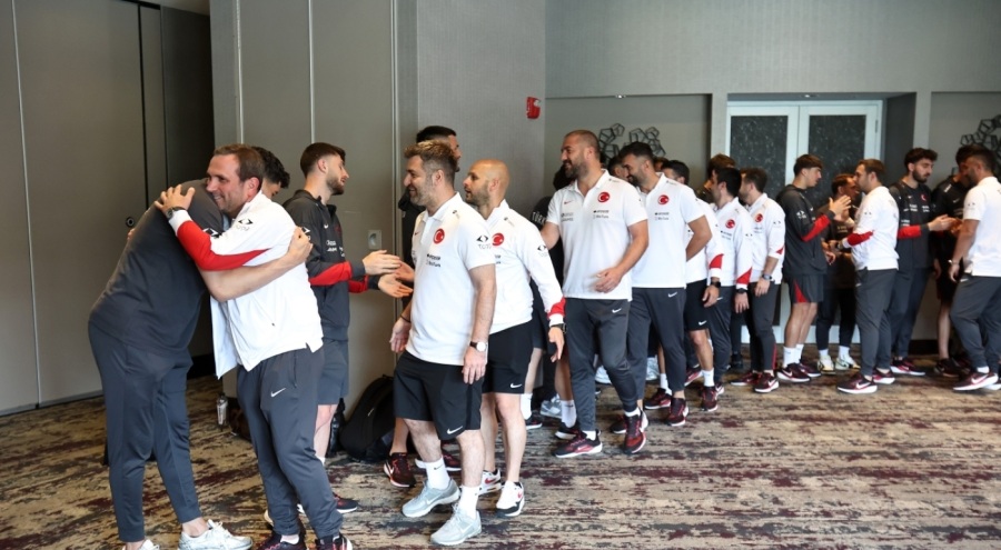 A Milli Takım'da bayramlaşma töreni yapıldı