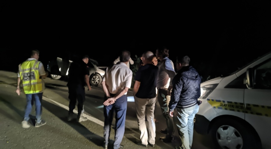 Otomobil ile çarpışan motosikletteki 2 kişi yaşamını yitirdi