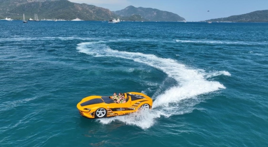 Marmaris'te su sporlarına bayram dopingi