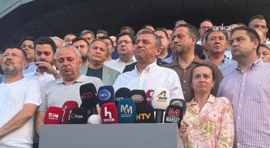 Özgür Özel, Ferdi Zeyrek'in cenaze programını açıkladı