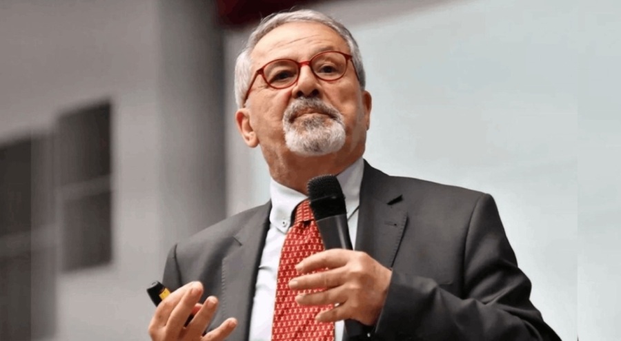 Prof. Dr. Naci Görür 'bölge geriliyor' demişti: Gece yarısı yine deprem oldu