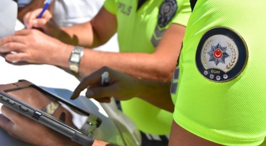 Drift yapan sürücüye 99 bin 982 lira ceza kesildi