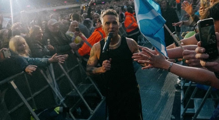 İngiliz şarkıcı Robbie Williams Türkiye'ye geliyor!