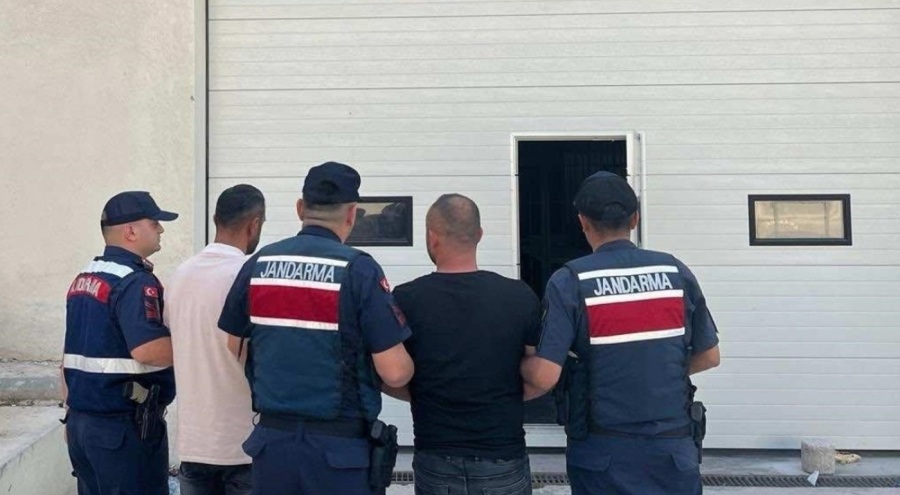 Düğünde havaya ateş açan 2 zanlı tutuklandı