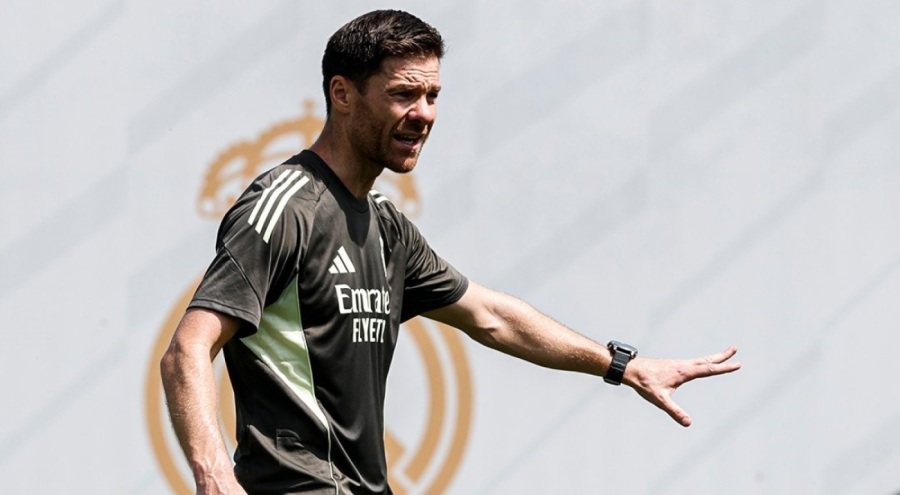 Xabi Alonso, Real Madrid ile ilk antrenmanına çıktı