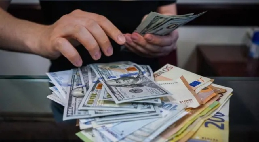 Serbest piyasada döviz fiyatları