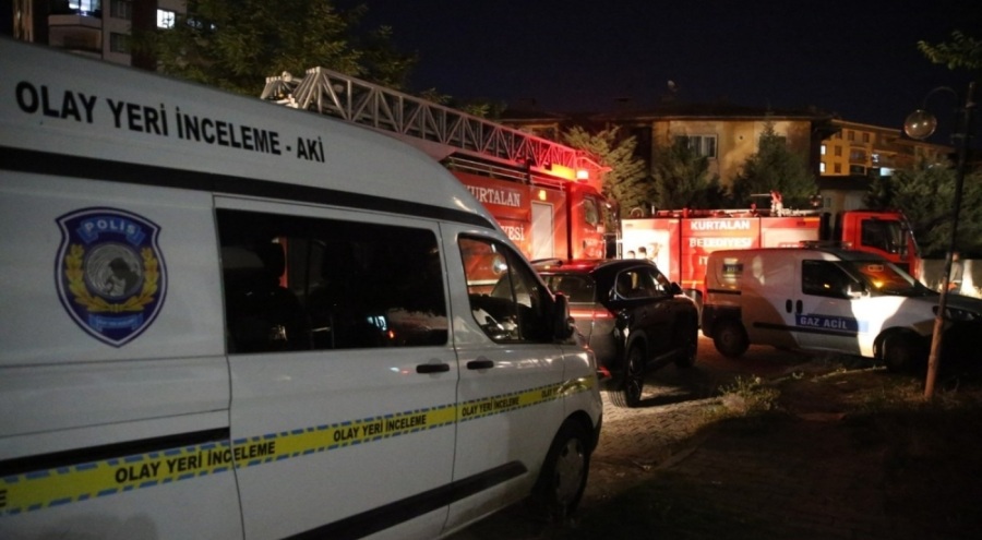 Polis lojmanında yangın: 13 kişi etkilendi