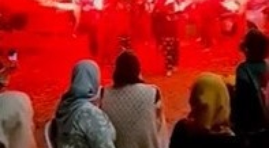 Bursa'da meşaleden sıçrayan kıvılcımlar 4 çocuğu yaktı!