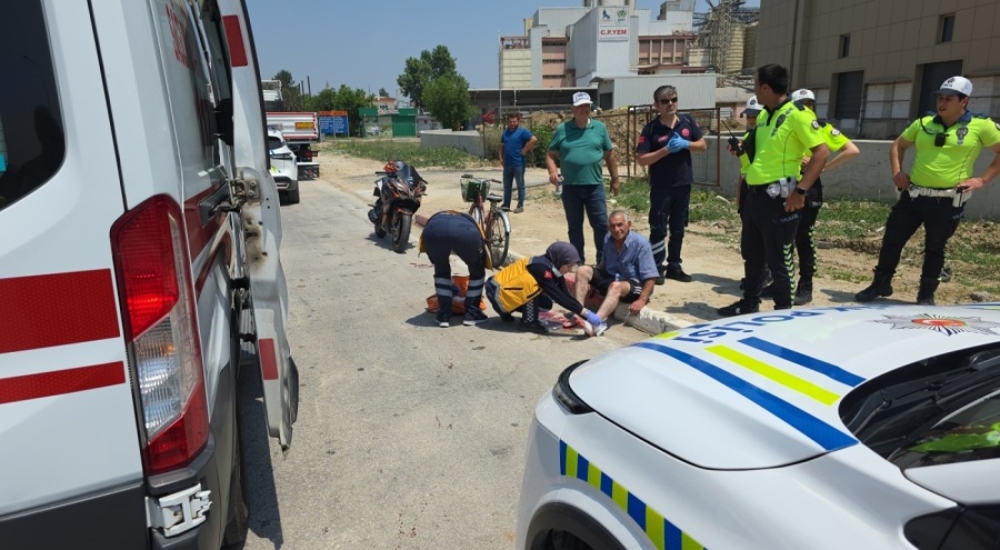 Bursa'da çarpışan motosiklet ve bisikletin sürücüleri yaralandı