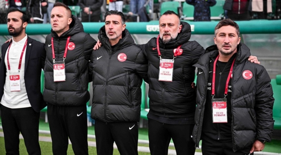 Sabri Sarıoğlu, milli takımdaki görevinden ayrıldı!