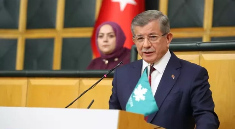Ahmet Davutoğlu: Gazze'ye çıplak ayaklarımla yürümeye hazırım