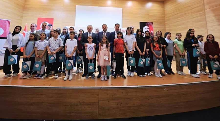 Bursa'da "Dilimizin Zenginlikleri Projesi" ödül töreni gerçekleştirildi