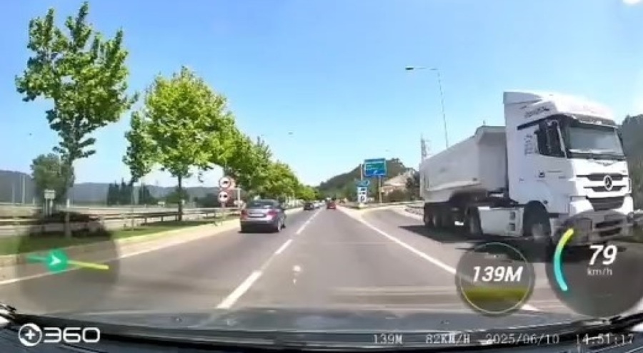 Bursa'da tır sürücüsü ters yöne girdi, trafikte panik yaşandı