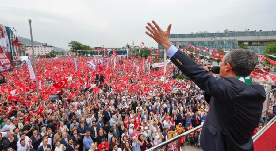 CHP Lideri Özel'den mesaj: Adalet mücadelesinin ateşini Bayburt'tan yükselteceğiz