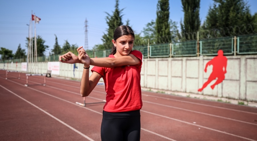Milli atlet Esmanur Birdel'in hedefi EYOF'ta altın madalya