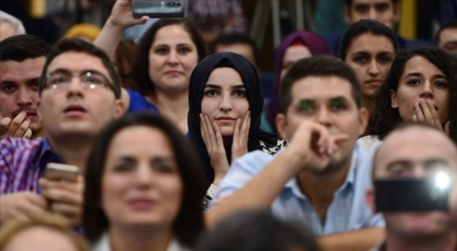 15 bin sözleşmeli öğretmen alımına ilişkin sözlü sınav giriş belgelerini yayımladı
