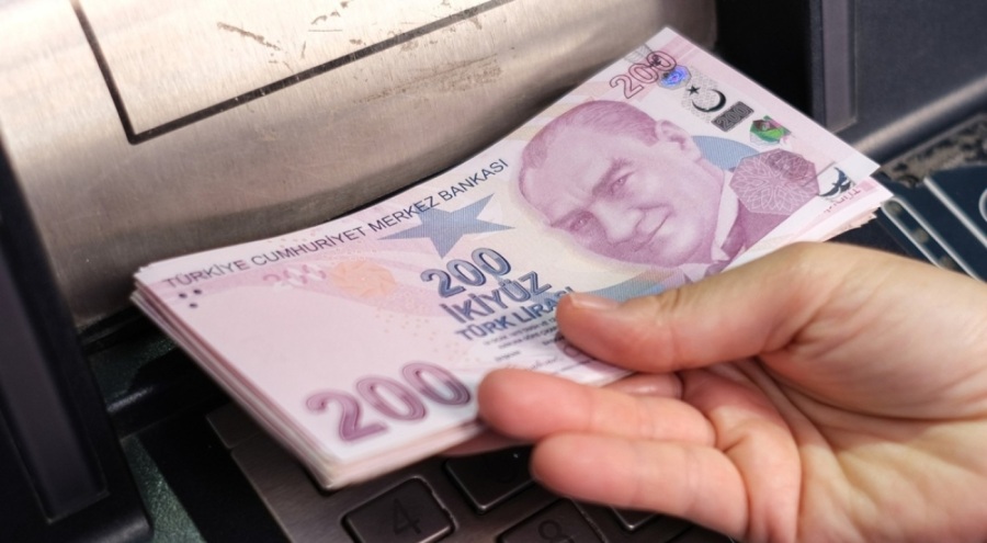 Emekliler için 'seyyanen zam' talebi