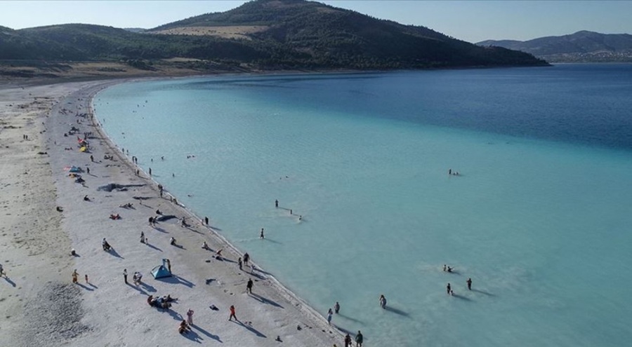 Salda Gölü'nde baba ile 12 yaşındaki oğlu can verdi