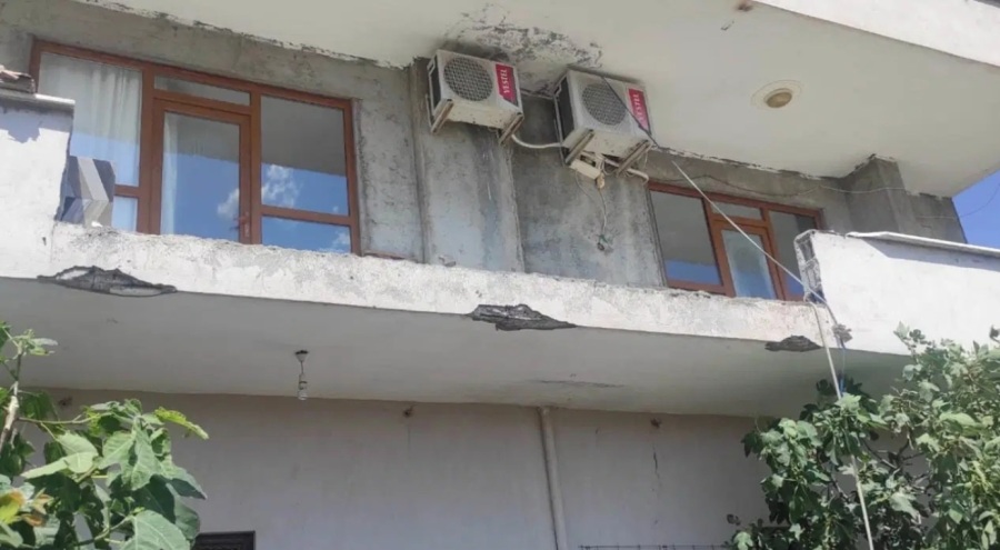 Balkon çöktü! 3 ölü, 3'ü ağır 6 yaralı