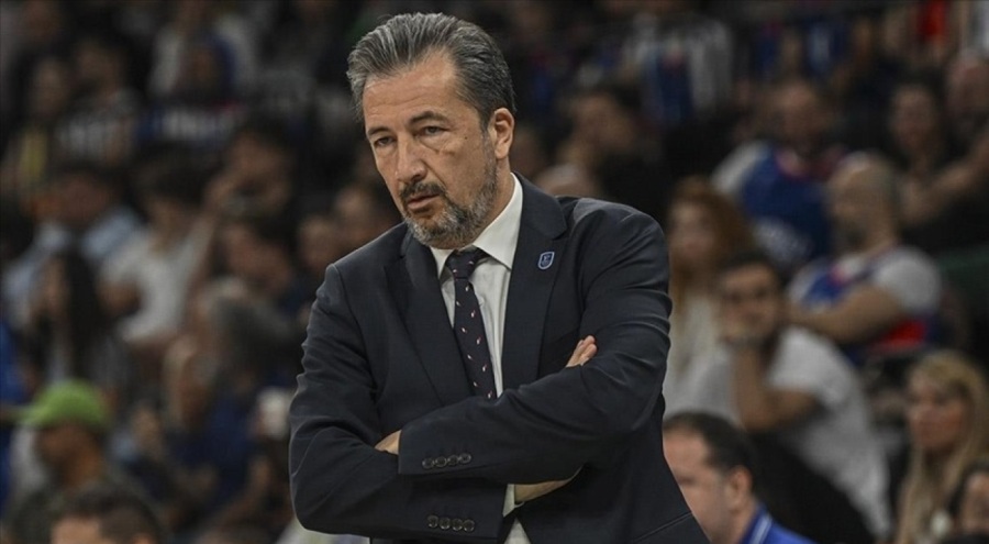 Anadolu Efes'te Luca Banchi dönemi sonlandı