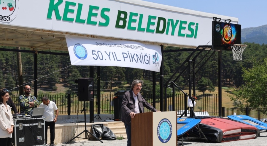 Bursa Uludağ Üniversitesi ailesi kuruluş yıldönümü pikniğinde bir araya geldi