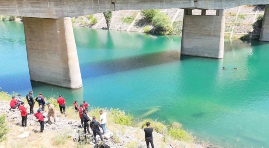 Kaybolan gencin cesedi baraj gölünde bulundu
