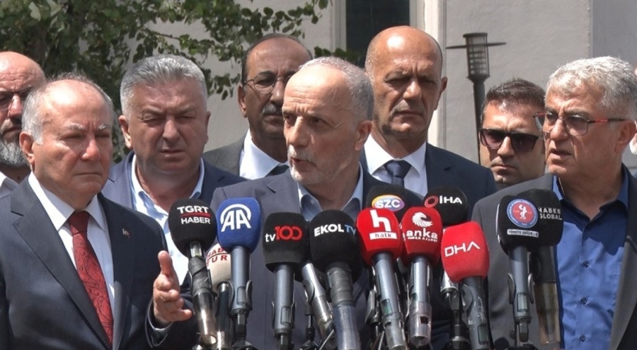 Bakan Işıkhan, TÜRK-İŞ Genel Başkanı Ergün Atalay'ı kabul etti