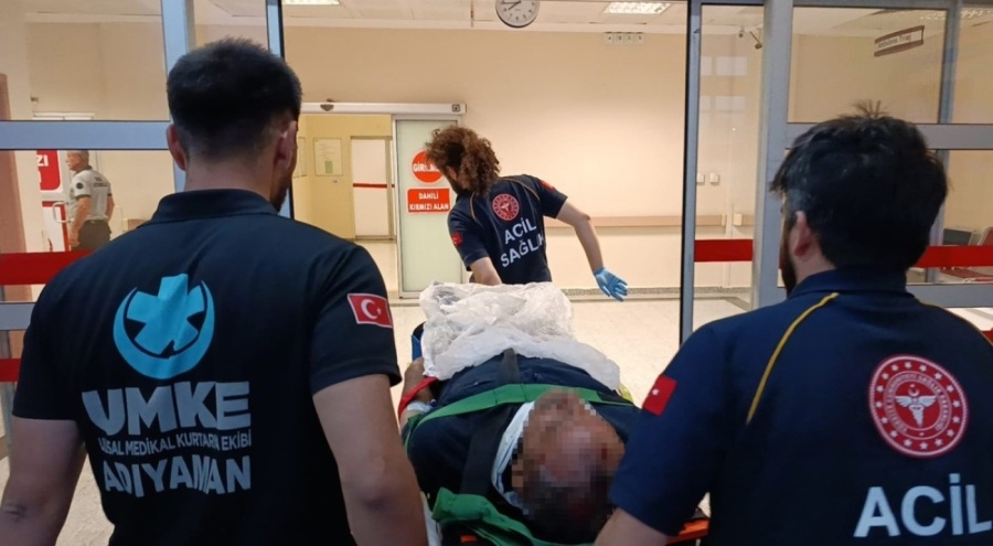 Ticari araç şarampole devrildi: 1 kişi hayatını kaybetti