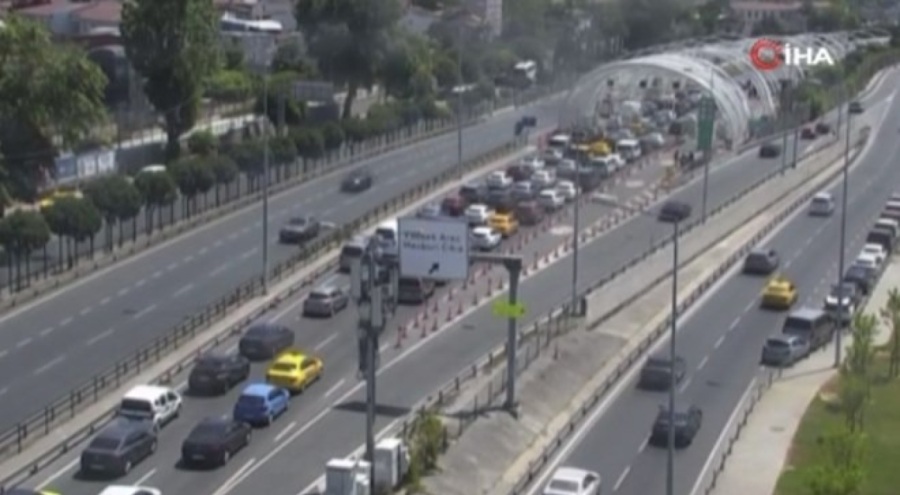 Avrasya Tüneli'nde araç yangını