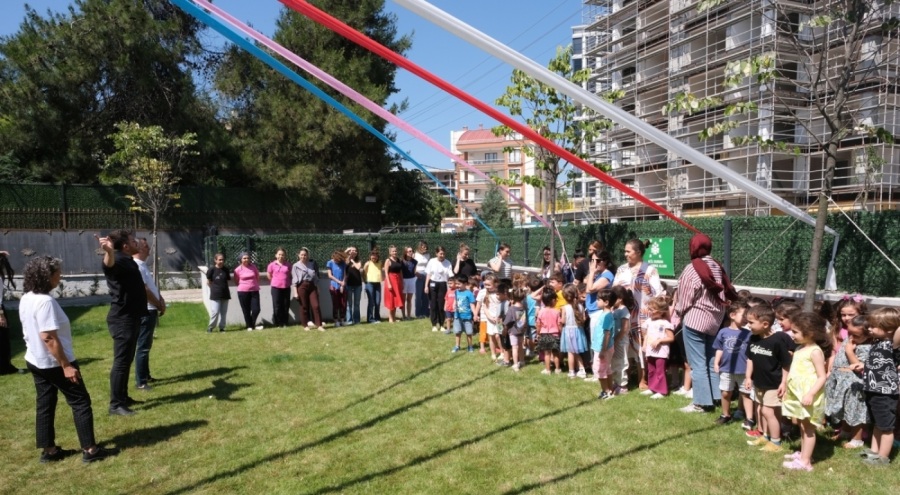 Nilüfer'de minik öğrenciler afet tatbikatıyla bilinçlendi