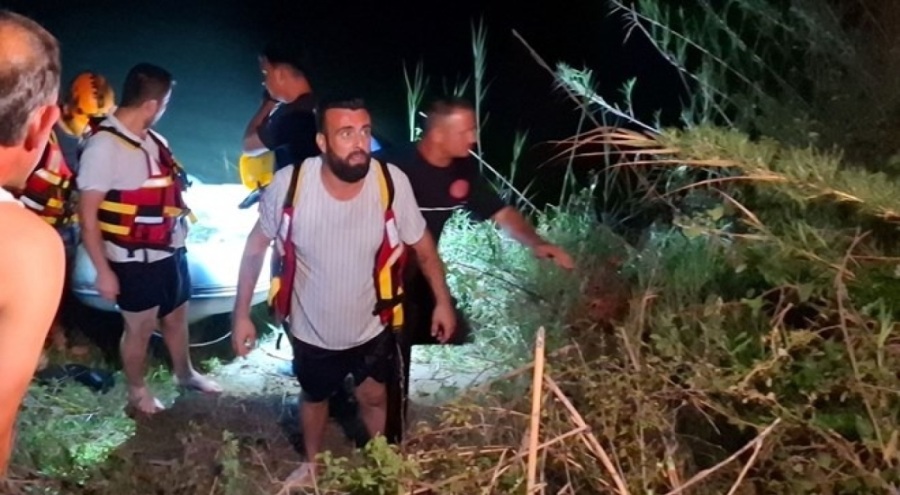 Piknik yapıyorlardı, baraj kapakları açılınca mahsur kaldılar