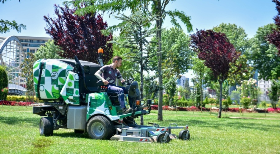 Bursa Büyükşehir ile parklar yaza hazır